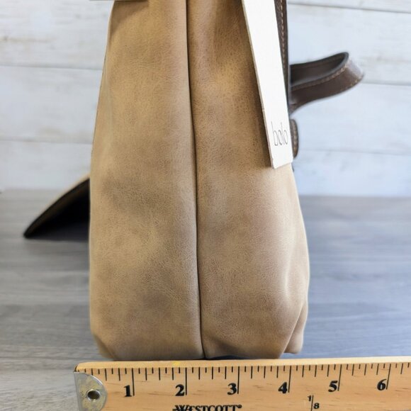 Brown hobo crossbody bag with wristlet by Bolo NWT - Picture 9 of 9